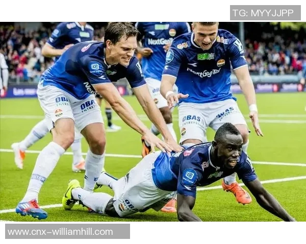 萨普斯堡与斯特罗姆激战正酣谁能在这场对决中笑到最后